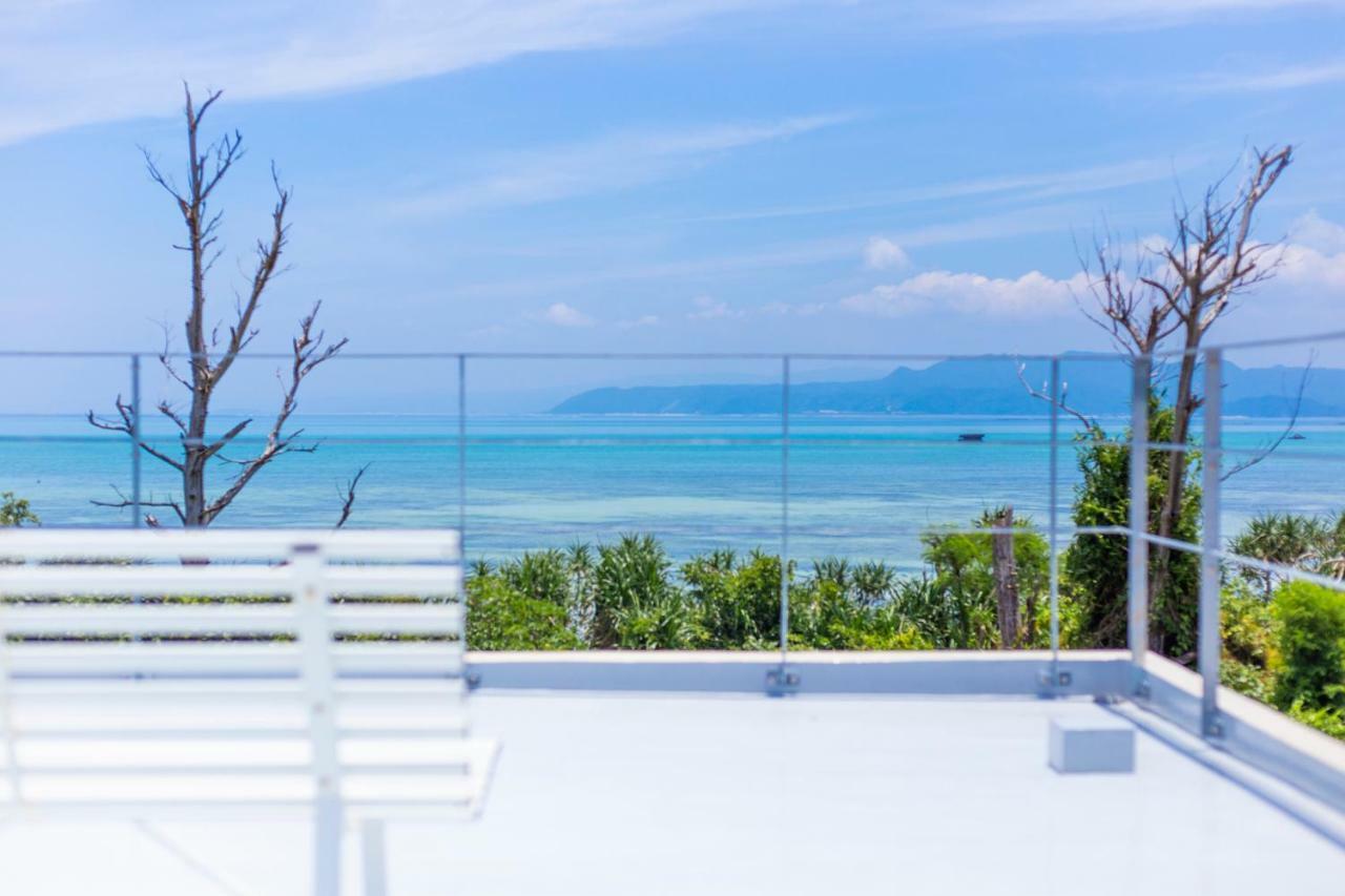 Beach Side Resort Grand Blue Okinawa นาโงะ ภายนอก รูปภาพ
