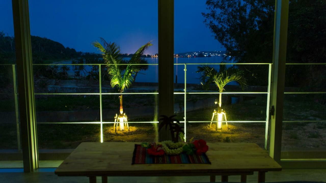 Beach Side Resort Grand Blue Okinawa นาโงะ ภายนอก รูปภาพ
