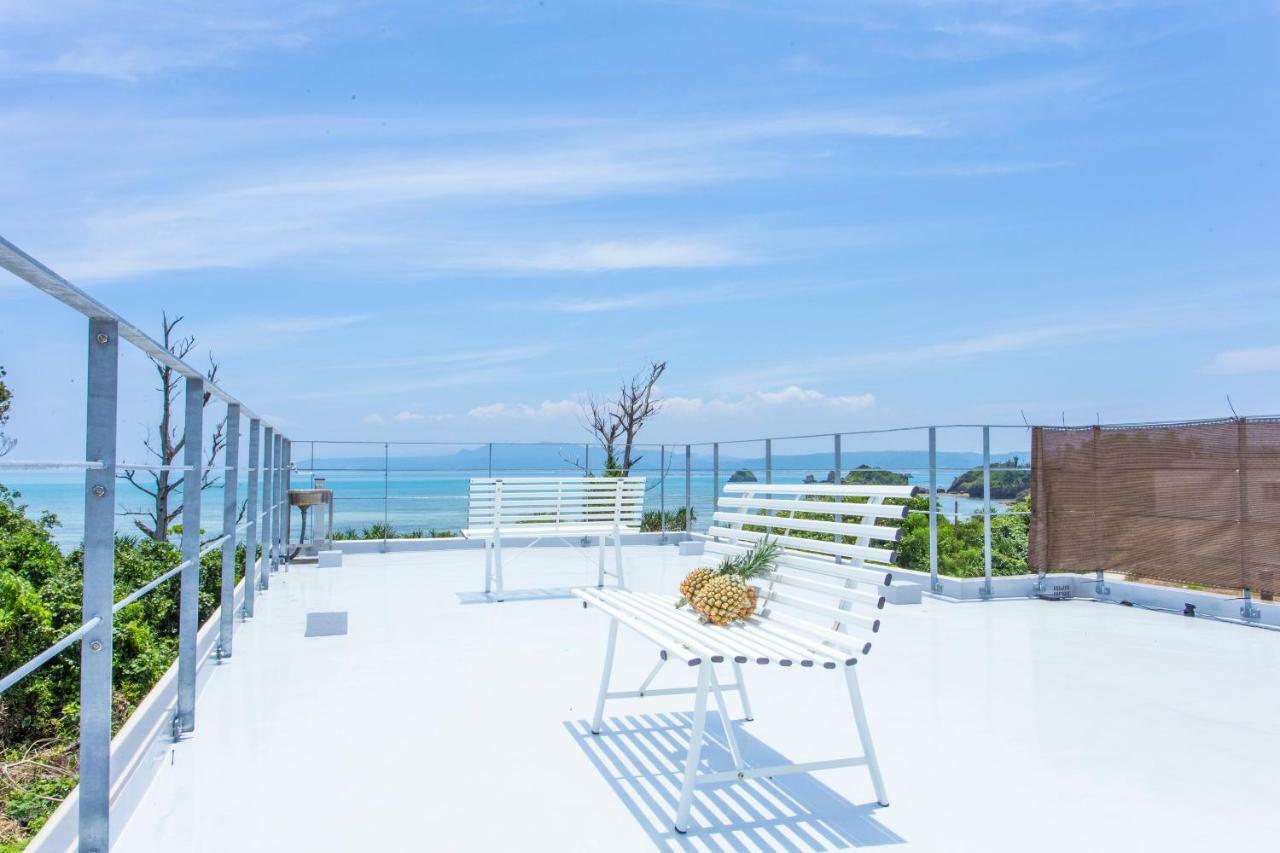 Beach Side Resort Grand Blue Okinawa นาโงะ ภายนอก รูปภาพ