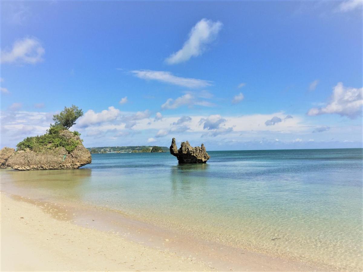 Beach Side Resort Grand Blue Okinawa นาโงะ ภายนอก รูปภาพ